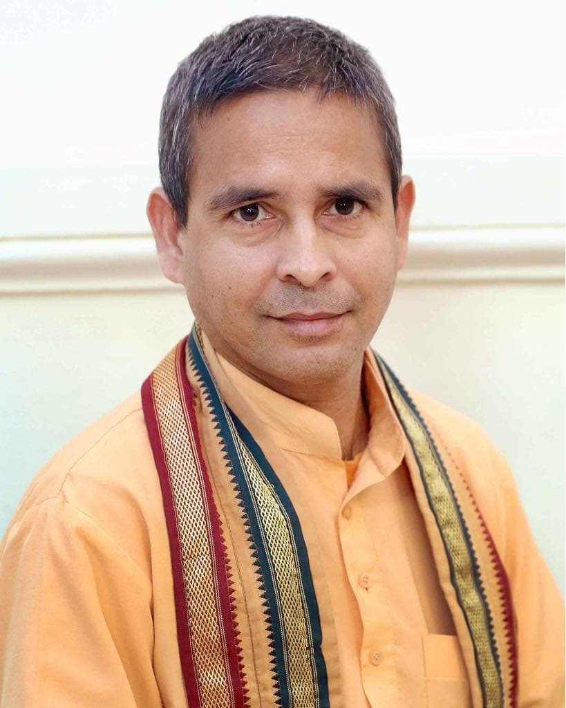 Yogacharya Dr. Dayashankar Vidyalankar